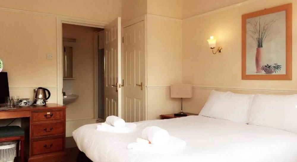 Hotel The Pug & Greyhound Great Glen Exteriér fotografie